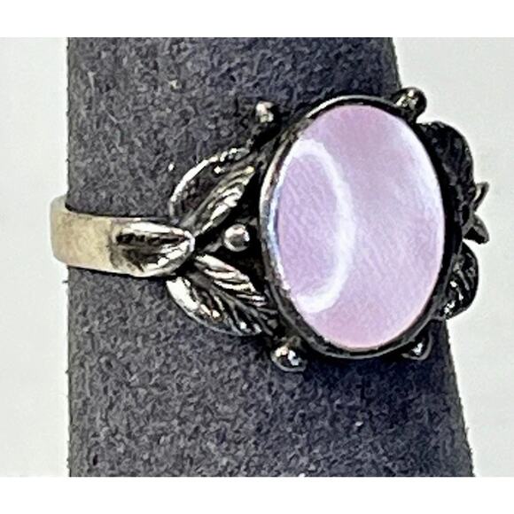 Pink MOP & Sterling Silver Vintage Native American Floral/ Feather Ring Size 8 - Picture 1 of 11